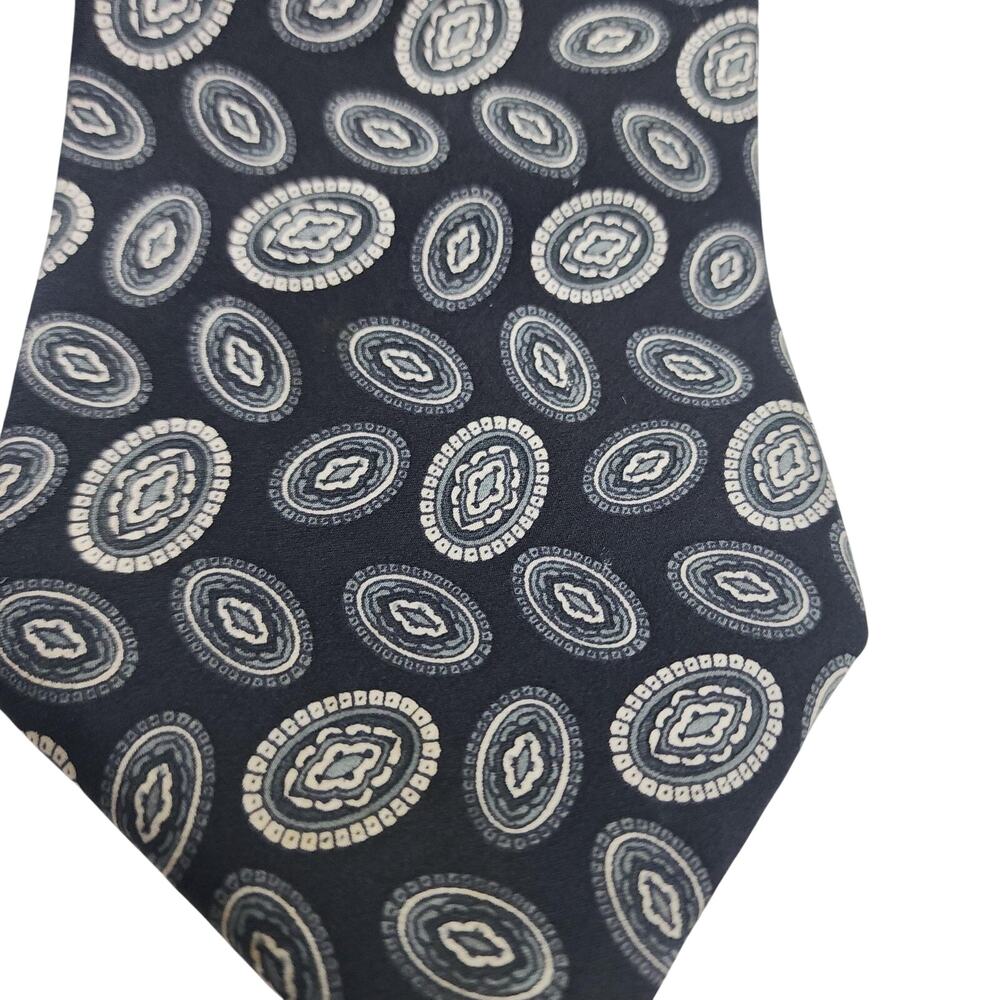 Club Room Silk Tie Mens Blue Geometric Oval Pattern Classic Necktie Handmade USA